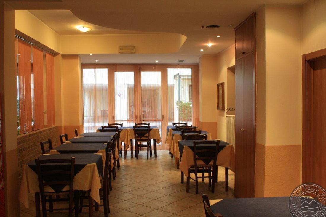 Hotel Donau Rimini Exterior photo